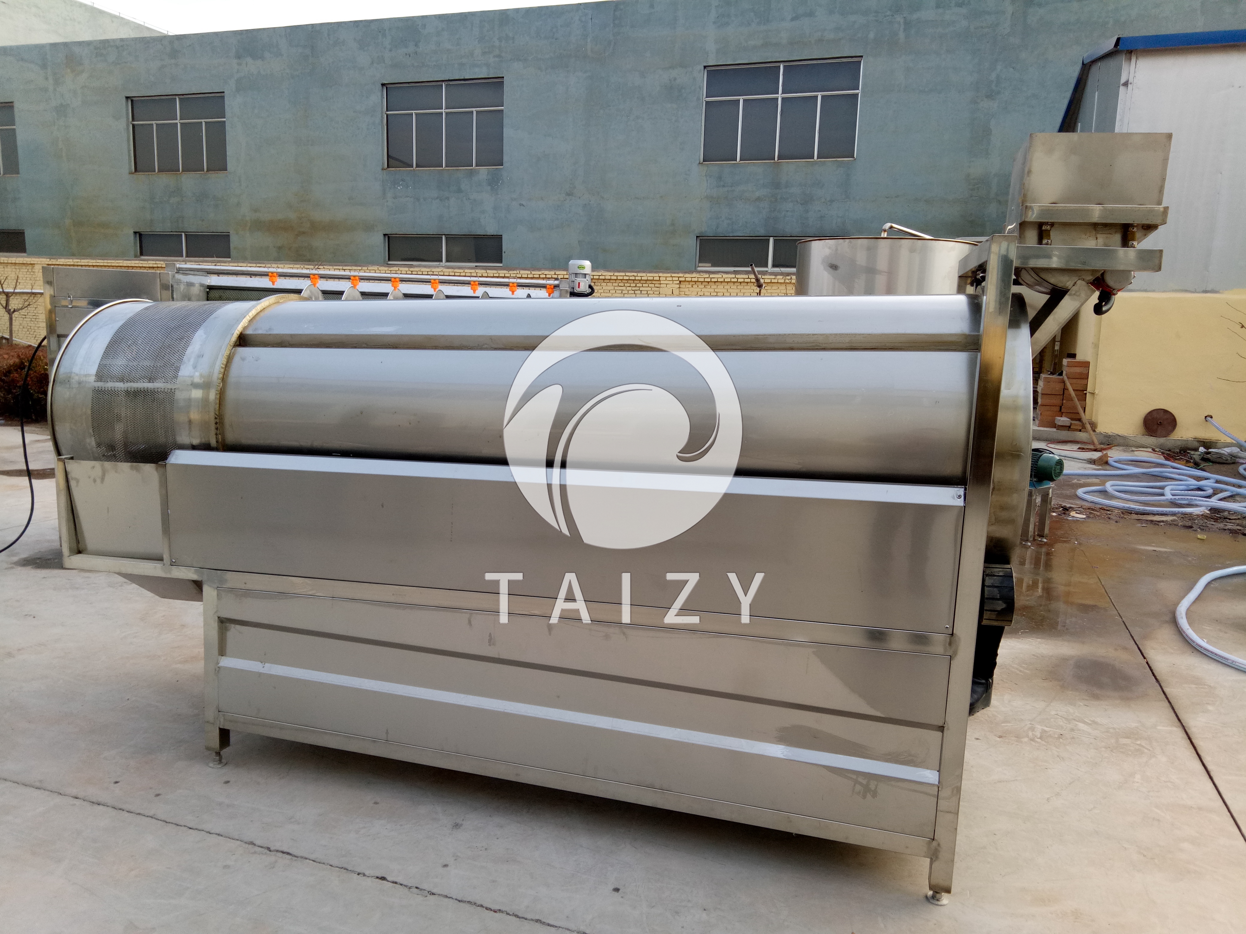 Roller seasoning machine