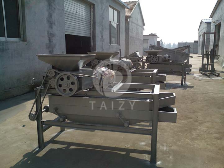 almond sheller