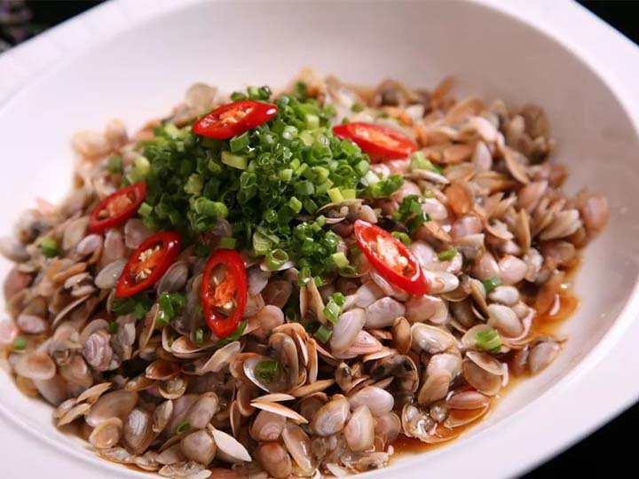 sunflower seed in dishes
