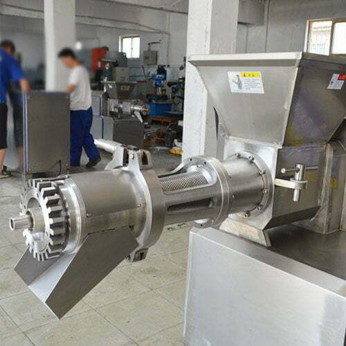 adopts stainless steel
