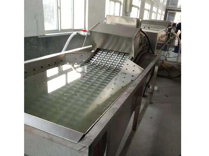 egg washing machine washing tank