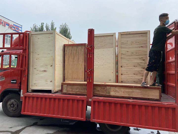 40GP peanut candy bar machine and chin chin machine delivered to Nigeria