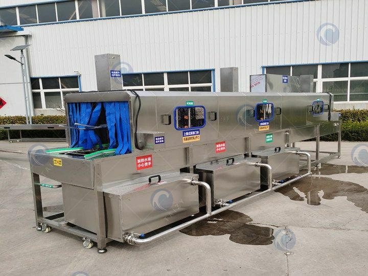 plastic basket cleaning machine