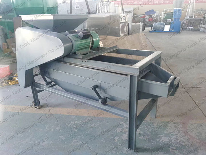 400kg/h almond shelling machine exported to Turkey