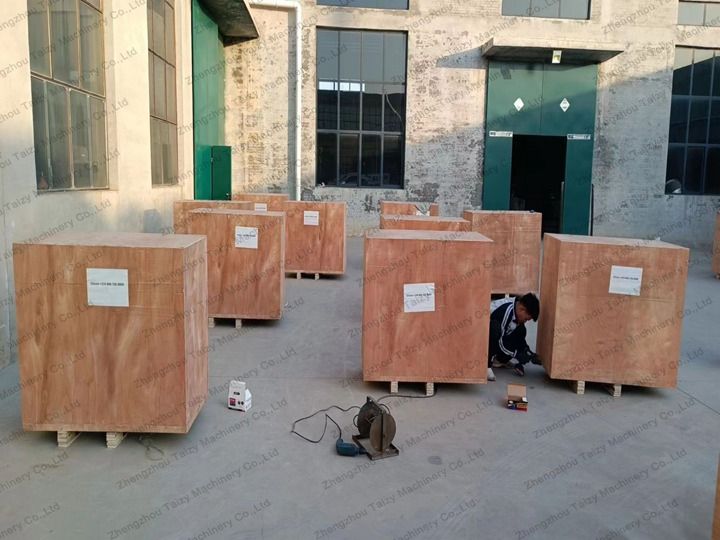 machine packaging before shipping